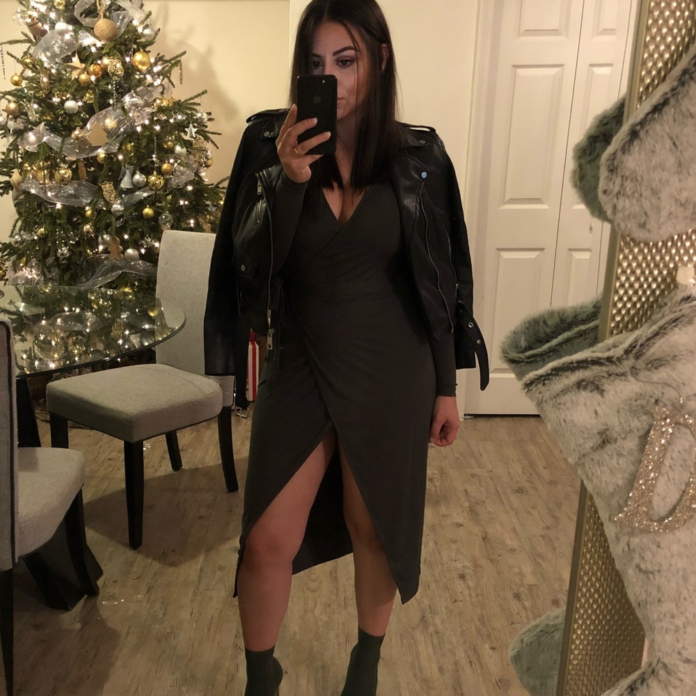 Fashion Nova Olive Green Crossover Long Sleeve Dress